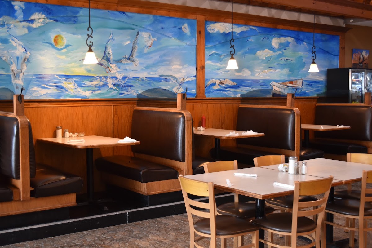 Algonac Flaming Grill Photo 4